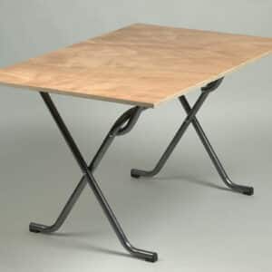 Table pliante HUGO plateau multiplis table X mobilier intérieur pour collectivités